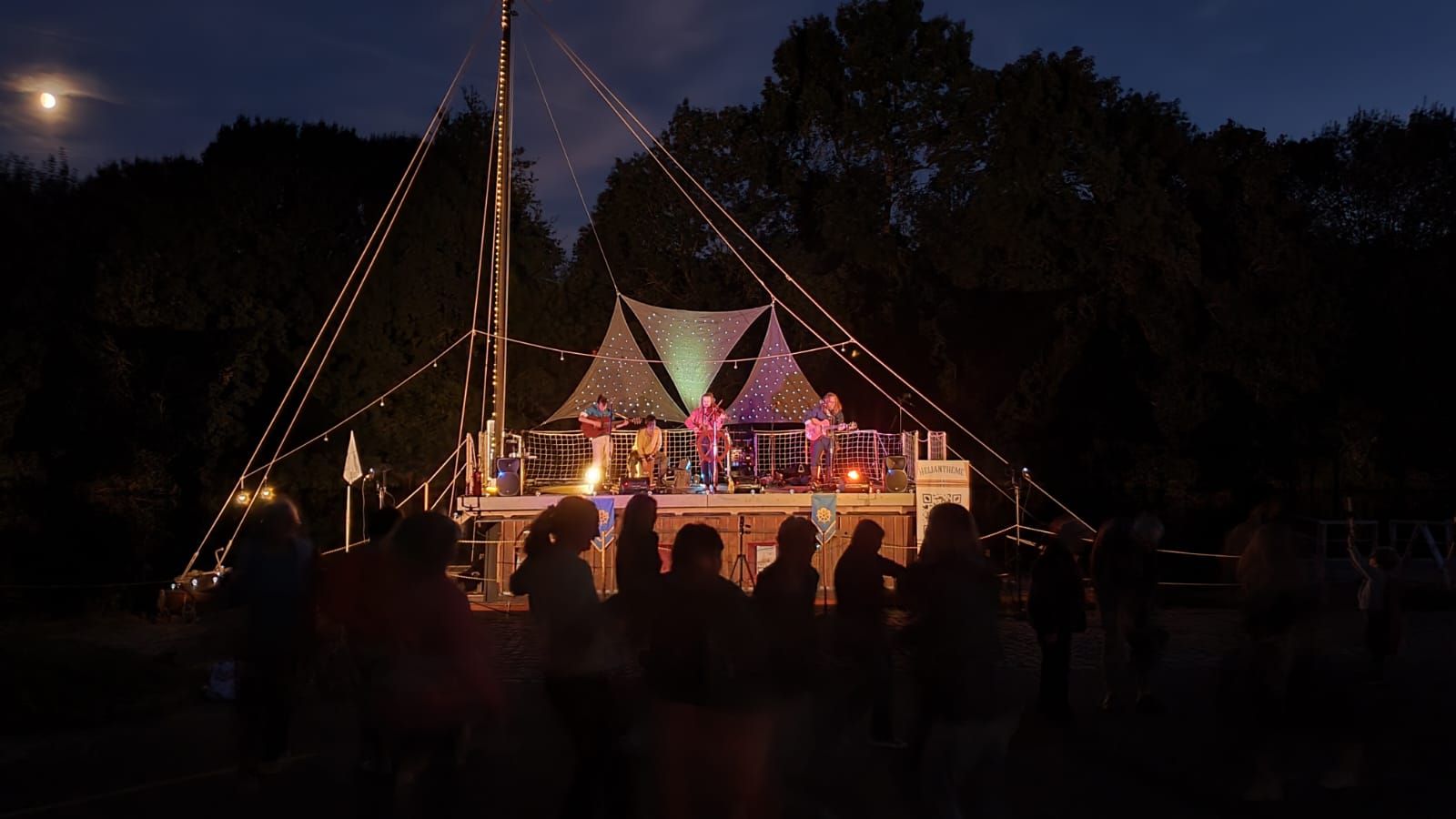 Barzhed Ô Bark - Les Bardes Embarquent 1 Barzhed Ô Bark - Les Bardes Embarquent 1 WhatsApp Image 2025 01 21 a 20.56.41 8980497b