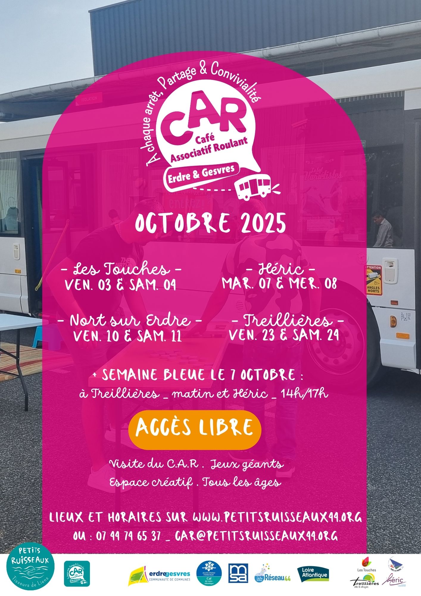 Prends place et viens papoter au Café Associatif Roulant - C.A.R - Les Touches 1 Octobre25